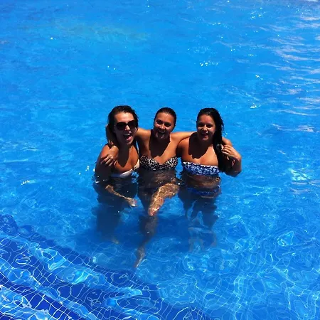 מלון דירות Gurol Apart אולודניץ