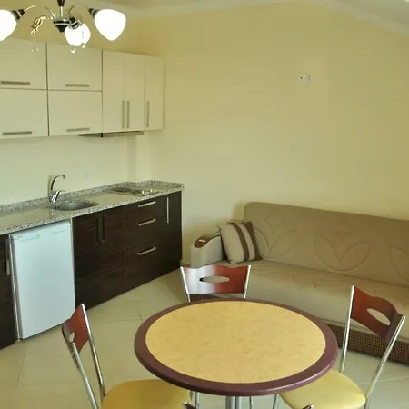 Apartahotel Gurol Apart 3*