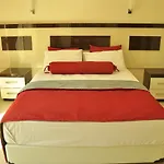 古洛尔公寓式酒店 3* 厄吕代尼兹